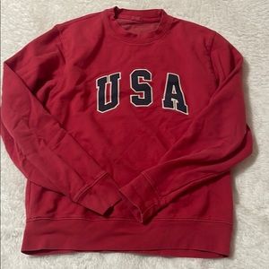 Brandy Melville USA crew neck